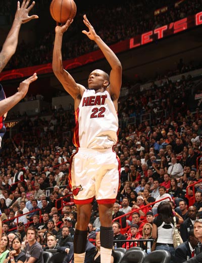 了队友的跑 了队友的跑